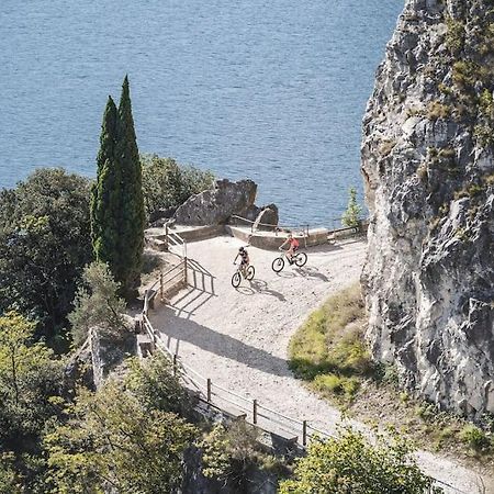 Me Ca - Appartamento Vacanze Riva del Garda Dış mekan fotoğraf