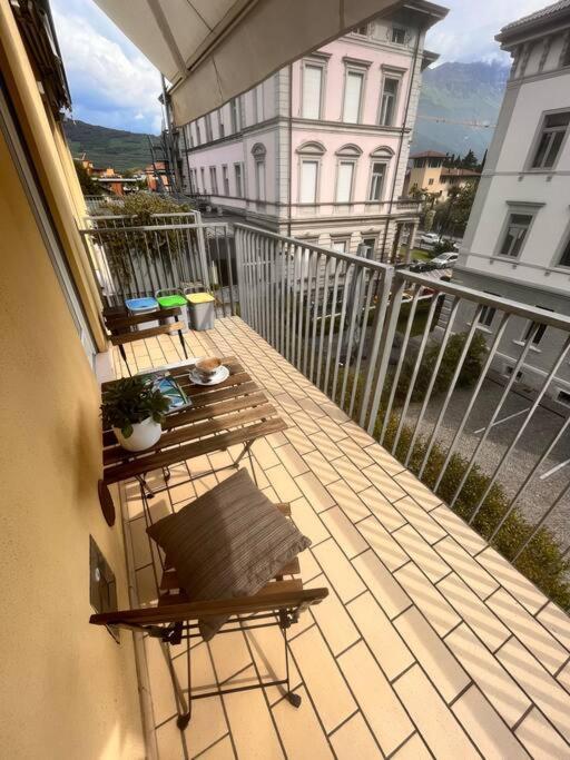 Me Ca - Appartamento Vacanze Riva del Garda Dış mekan fotoğraf